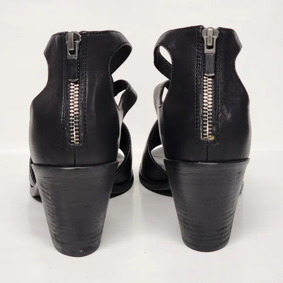 Eileen Fisher Vero Cuoio Black Strappy Block Heels - Picture 3 of 9